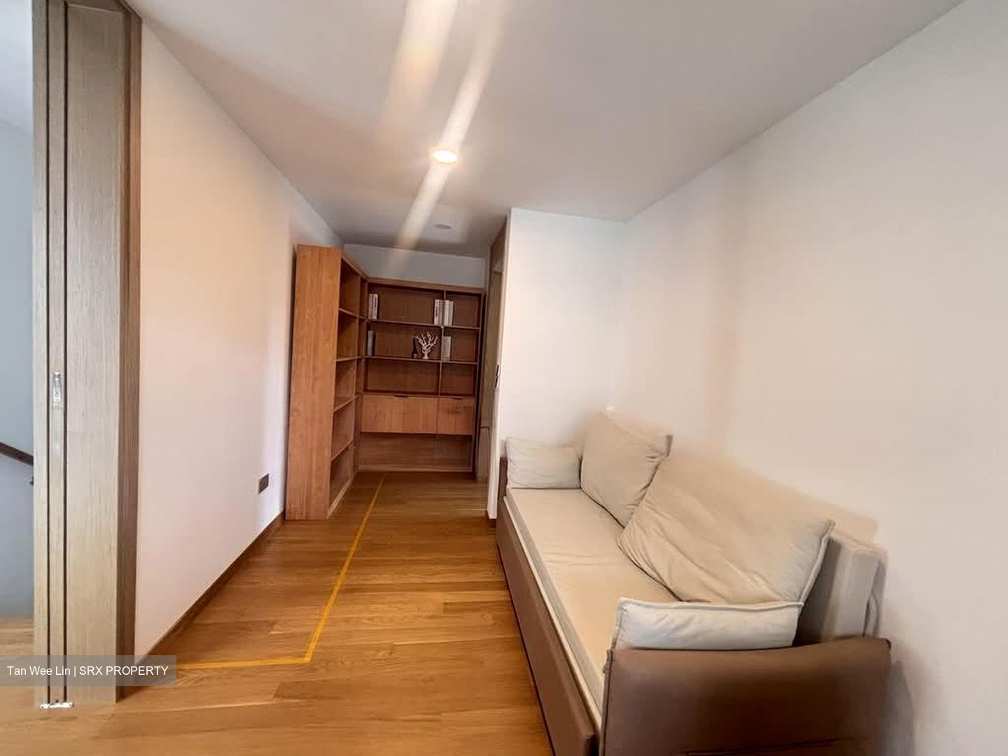 Fernhill Road (D10), Semi-Detached #577894031